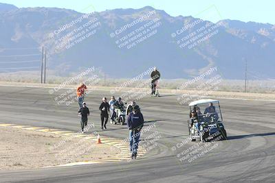 media/Jan-09-2025-Racers Edge (Thu) [[9e316ffd38]]/1-Around the Pits-Track Walk/